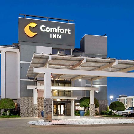 Comfort Inn Dallas North Love Field Airport Екстер'єр фото
