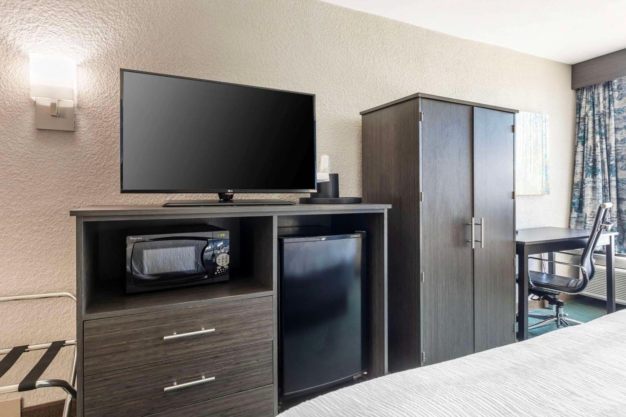 Comfort Inn Dallas North Love Field Airport Екстер'єр фото