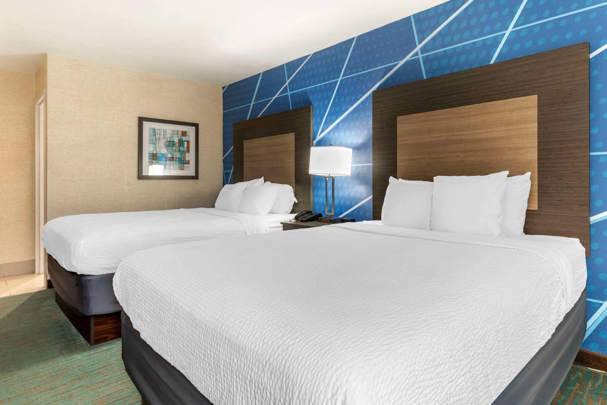 Comfort Inn Dallas North Love Field Airport Екстер'єр фото